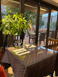 Atmosphère du Restaurant cambodgien Le Mékong à Saint-Ouen-sur-Seine - n°3