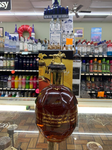 Liquor Store «Liquor World», reviews and photos, 50 Haven Hill Rd, Shelbyville, KY 40065, USA