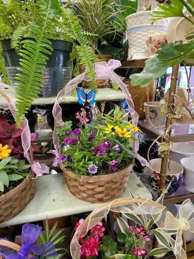 Florist «Sacalis Florist», reviews and photos, 575 Broadway, Bayonne, NJ 07002, USA