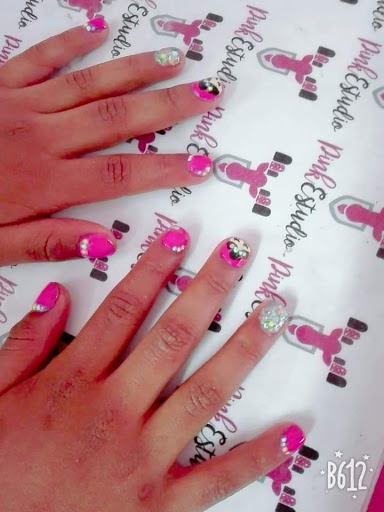 UÑAS Pink Estudio