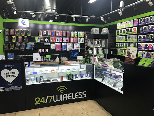 Cell Phone Store «Cell Phone Repair - Simple Mobile 24/7 Wireless, LLC», reviews and photos, 491 Hialeah Dr #1, Hialeah, FL 33010, USA