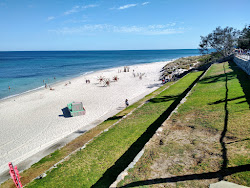 Valokuva Cottesloe rantaista. sisältäen tilava rantaviiva