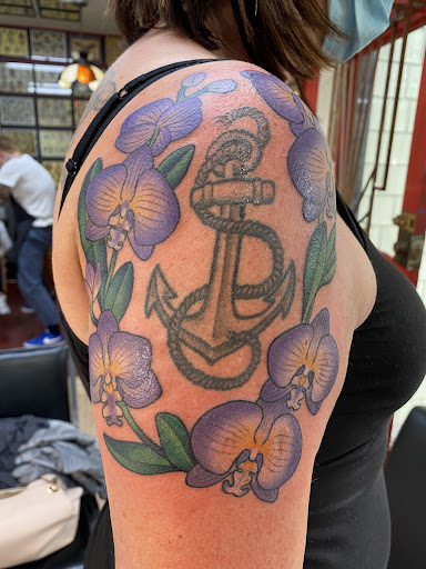 Tattoo Shop «Atlas Tattoo Studio», reviews and photos, 4543 N Albina Ave, Portland, OR 97217, USA