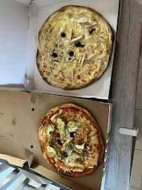 Plats et boissons du Pizzas à emporter La Pizzeria du Four à Clarensac - n°3