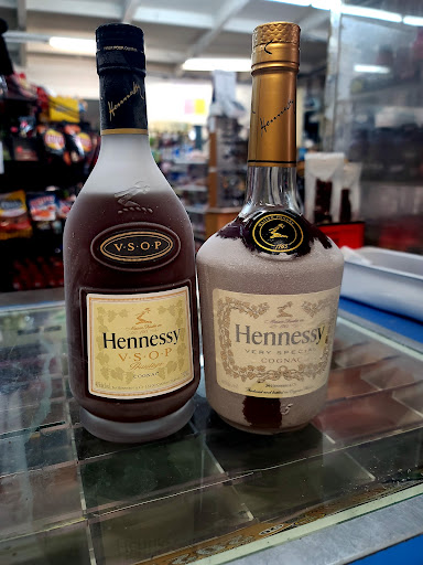 Grocery Store «Archway Market», reviews and photos, 416 M St, Rio Linda, CA 95673, USA