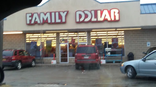 FAMILY DOLLAR, 143 Broadway, Monticello, NY 12701, USA, 