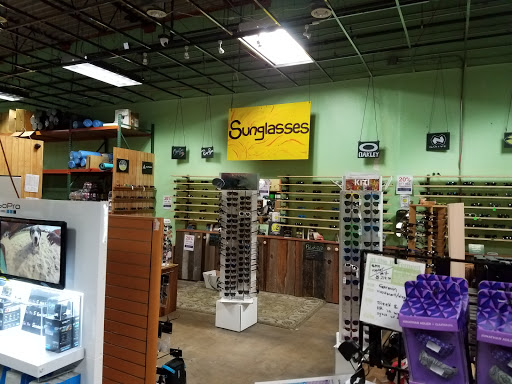 Sporting Goods Store «Sports Basement Sunnyvale», reviews and photos, 1177 Kern Ave, Sunnyvale, CA 94085, USA