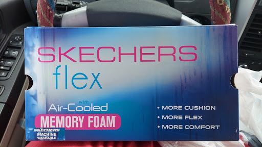 Shoe Store «Shoe Carnival», reviews and photos, 2105 N Prospect Ave, Champaign, IL 61822, USA