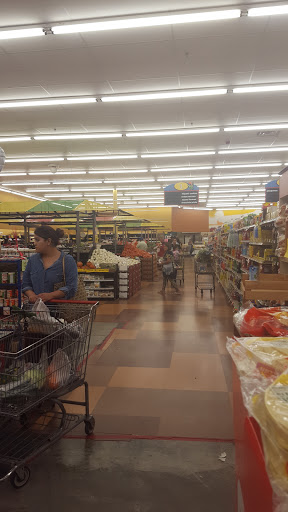Grocery Store «Fiesta Mart Inc», reviews and photos, 275 NE 28th St, Ft Worth, TX 76106, USA