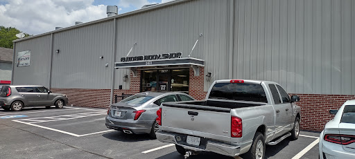 Auto Body Shop «Putnam Body Shop», reviews and photos, 5753 Sydney Ann Ct, Mableton, GA 30126, USA