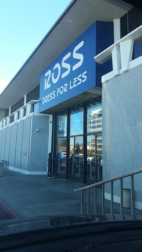 Clothing Store «Ross Dress for Less», reviews and photos, 13750 Riverside Dr, Sherman Oaks, CA 91423, USA