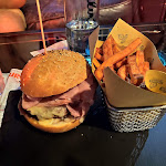 Photo n°3 de l'avis de Nicolas.a fait le 11/08/2019 à 21:26 sur le  Paddock à Iseo