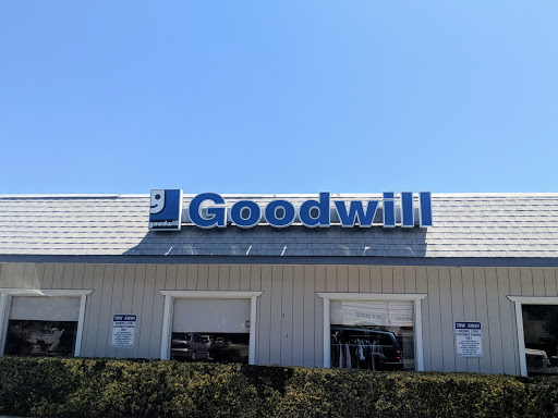 Thrift Store «Goodwill - Redwood Empire», reviews and photos, 1005 N State St, Ukiah, CA 95482, USA