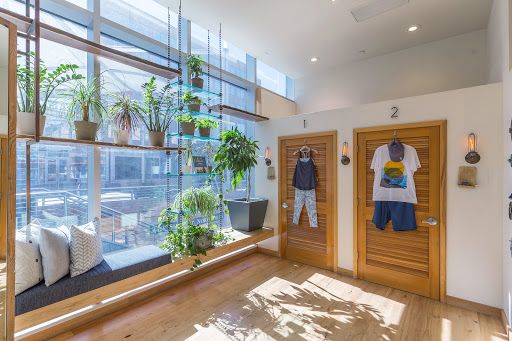 Clothing Store «prAna Denver», reviews and photos, 105 Fillmore St #109, Denver, CO 80206, USA