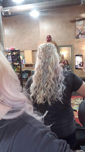Hair Salon «House of Hair Salon», reviews and photos, 907 W Douglas Ave, Wichita, KS 67213, USA