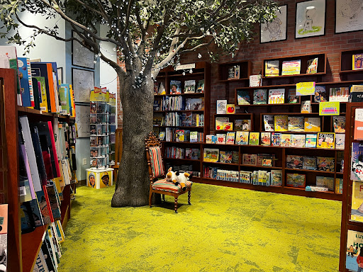 Book Store «Quail Ridge Books», reviews and photos, 4209-100 Lassiter Mill Rd, Raleigh, NC 27609, USA