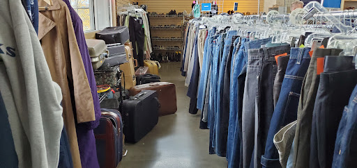 Thrift Store «St. Vincent de Paul», reviews and photos, 575 Rainier Ave N, Renton, WA 98057, USA