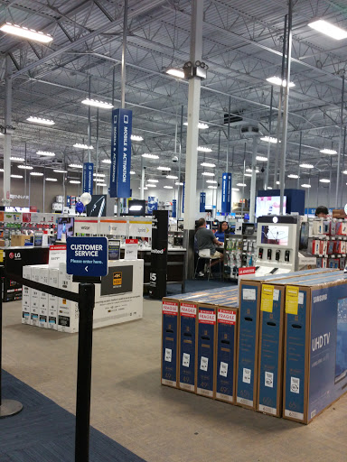 Electronics Store «Best Buy», reviews and photos, 1501 N Victory Pl, Burbank, CA 91504, USA