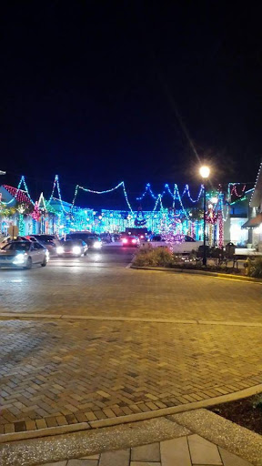 Shopping Mall «The Plaza at Shelter Cove Shopping Center», reviews and photos, 50 Shelter Cove Ln, Hilton Head Island, SC 29928, USA