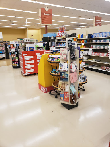 Supermarket «Giant Eagle Supermarket», reviews and photos, 8202 E Market St, Warren, OH 44484, USA