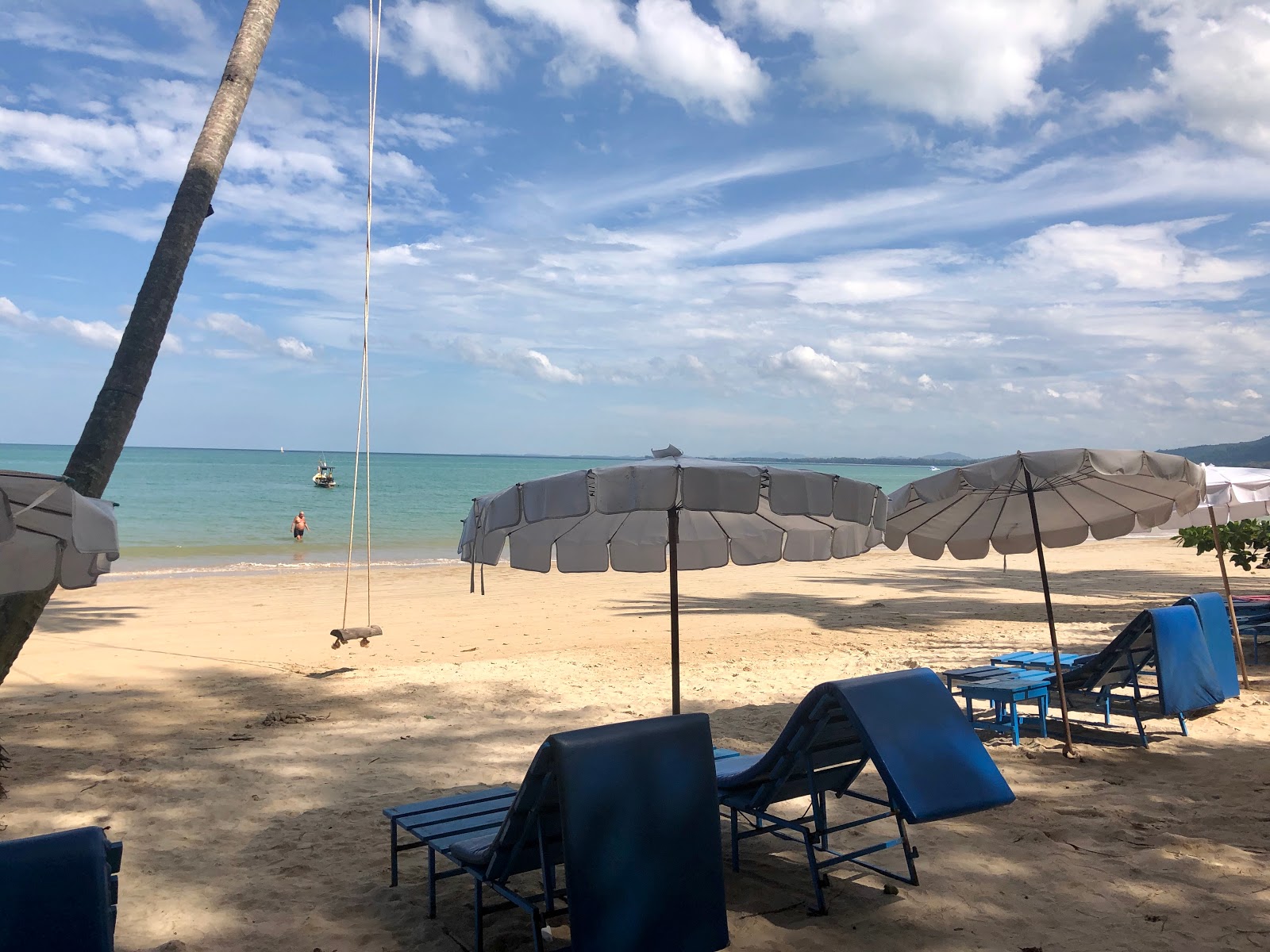 Fotografija Kokosova Plaža in naselje