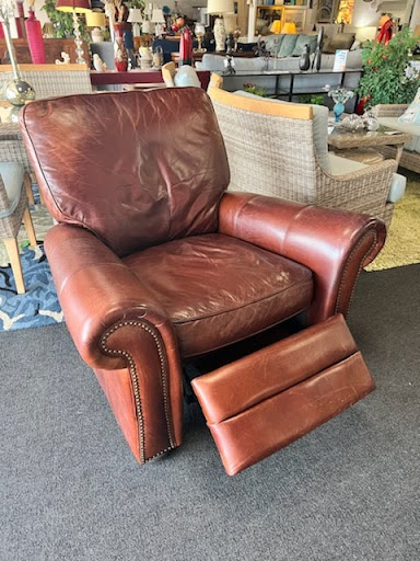 Consignment Shop «Design Furniture Outlet & Consignment», reviews and photos, 1928 Gulf to Bay Blvd, Clearwater, FL 33765, USA