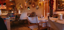 Atmosphère du Restaurant méditerranéen La Petite Plage Saint-Tropez - n°15