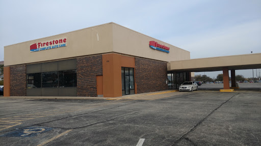 Tire Shop «Firestone Complete Auto Care», reviews and photos, 1755 E Golf Rd, Schaumburg, IL 60173, USA