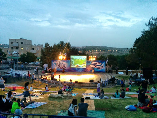 איזי סאונד הפקות : הפקה, הגברה, תאורה וציוד לאירועים