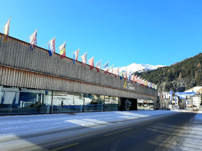 Kommentare und Rezensionen über Kongresszentrum Davos