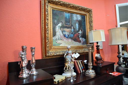 Antique Store «True Treasures Consigned Furniture & Home