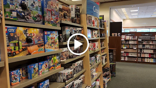Book Store «Barnes & Noble Booksellers Mansell Crossings SC», reviews and photos, 7660 North Point Pkwy, Alpharetta, GA 30022, USA