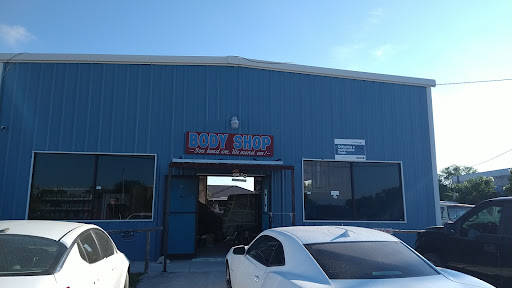 M&T Paint and Body Shop en Sullivan City