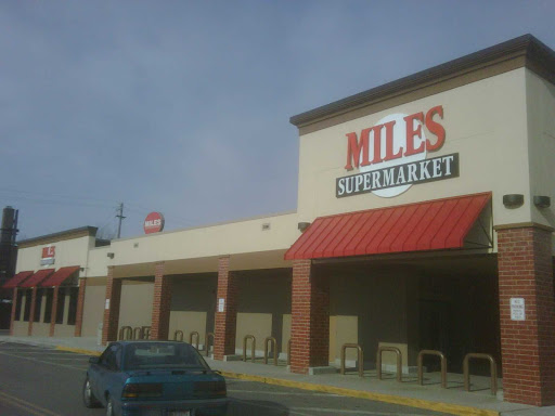 Grocery Store «Miles Supermarket», reviews and photos, 4127 E 131st St, Cleveland, OH 44105, USA