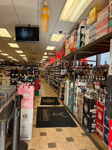 Liquor Store «Liquor & Wine Warehouse», reviews and photos, 1720 Eastchester Rd, Bronx, NY 10461, USA