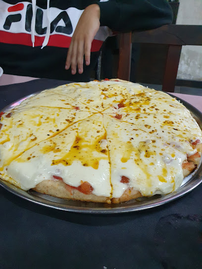 Pizzeria-Parrillada El Triángulo