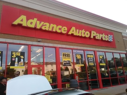 Auto Parts Store «Advance Auto Parts», reviews and photos, 1510 E Main St, St Charles, IL 60174, USA