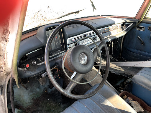 Auto Parts Store «Mike Gill Auto & Truck Parts», reviews and photos, 1806 W Winona Ave, Warsaw, IN 46580, USA