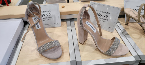 Shoe Store «DSW Designer Shoe Warehouse», reviews and photos, 8110 Mall Pkwy, Lithonia, GA 30038, USA