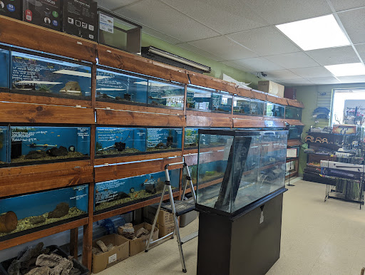 Pet Supply Store «Sunflower Natural Pet Supplies», reviews and photos, 514 Pillsbury Dr, Manhattan, KS 66502, USA