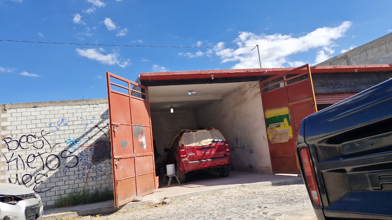 Hojalateria y pintura YAMBO