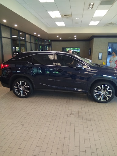 Lexus Dealer «Lexus Of Bellevue», reviews and photos, 101 116th Ave SE, Bellevue, WA 98004, USA