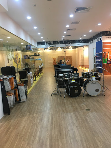 Trường nhạc Việt Thương Music