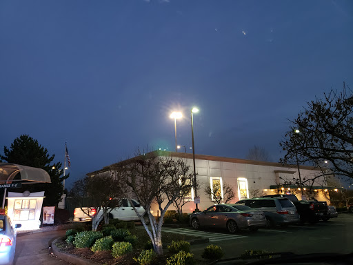 Bakery «Krispy Kreme Doughnuts», reviews and photos, 4302 Tacoma Mall Blvd, Tacoma, WA 98409, USA