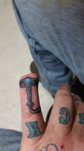 Tattoo Shop «Hazy Daze Tattoo Studio», reviews and photos, 2104 Strand St, Galveston, TX 77550, USA