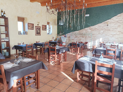 Restaurante la Fragua del Costillón,S.L - C. la Provida, 13, 24649 Llanos de Alba, León, Spain