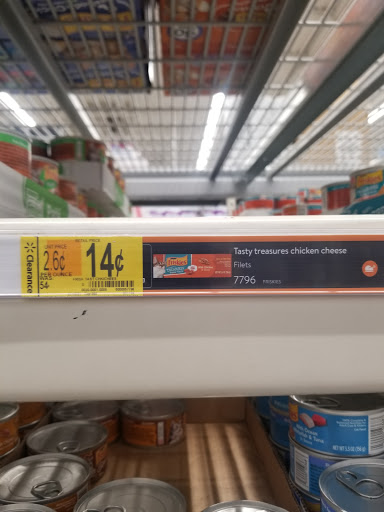 Department Store «Walmart Supercenter», reviews and photos, 150 Commerce Drive, Fairfield, IL 62837, USA