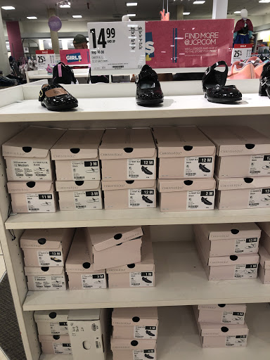 Department Store «JCPenney», reviews and photos, 757 E Lewis and Clark Pkwy #701, Clarksville, IN 47129, USA