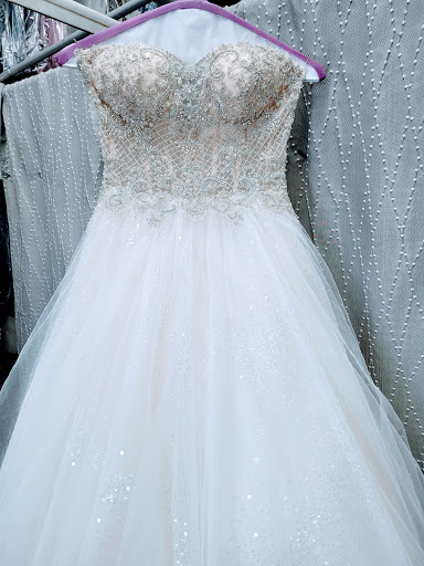 Tailor «Diamond Cleaners & Tailor», reviews and photos, 2765 N Scottsdale Rd, Scottsdale, AZ 85257, USA