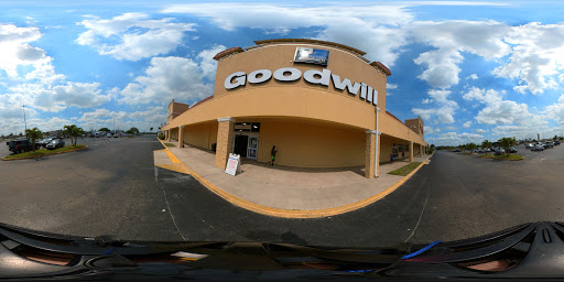 Thrift Store «Goodwill Retail & Donation Center», reviews and photos, 969 W Sugarland Hwy, Clewiston, FL 33440, USA